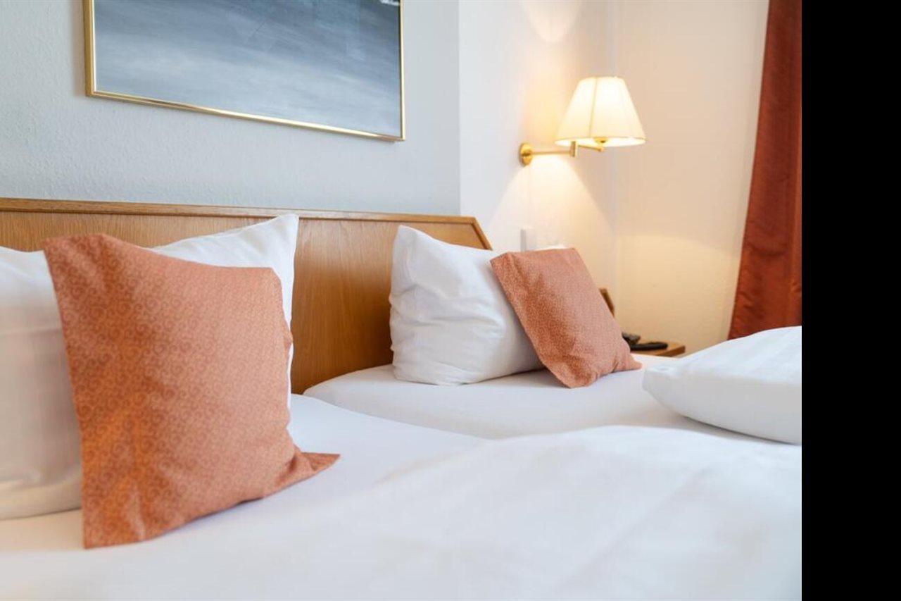 Hotel Stuempelstal Marburg Bagian luar foto
