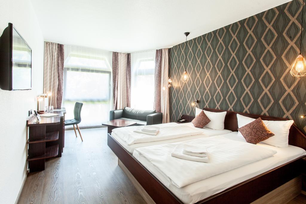 Hotel Stuempelstal Marburg Bagian luar foto